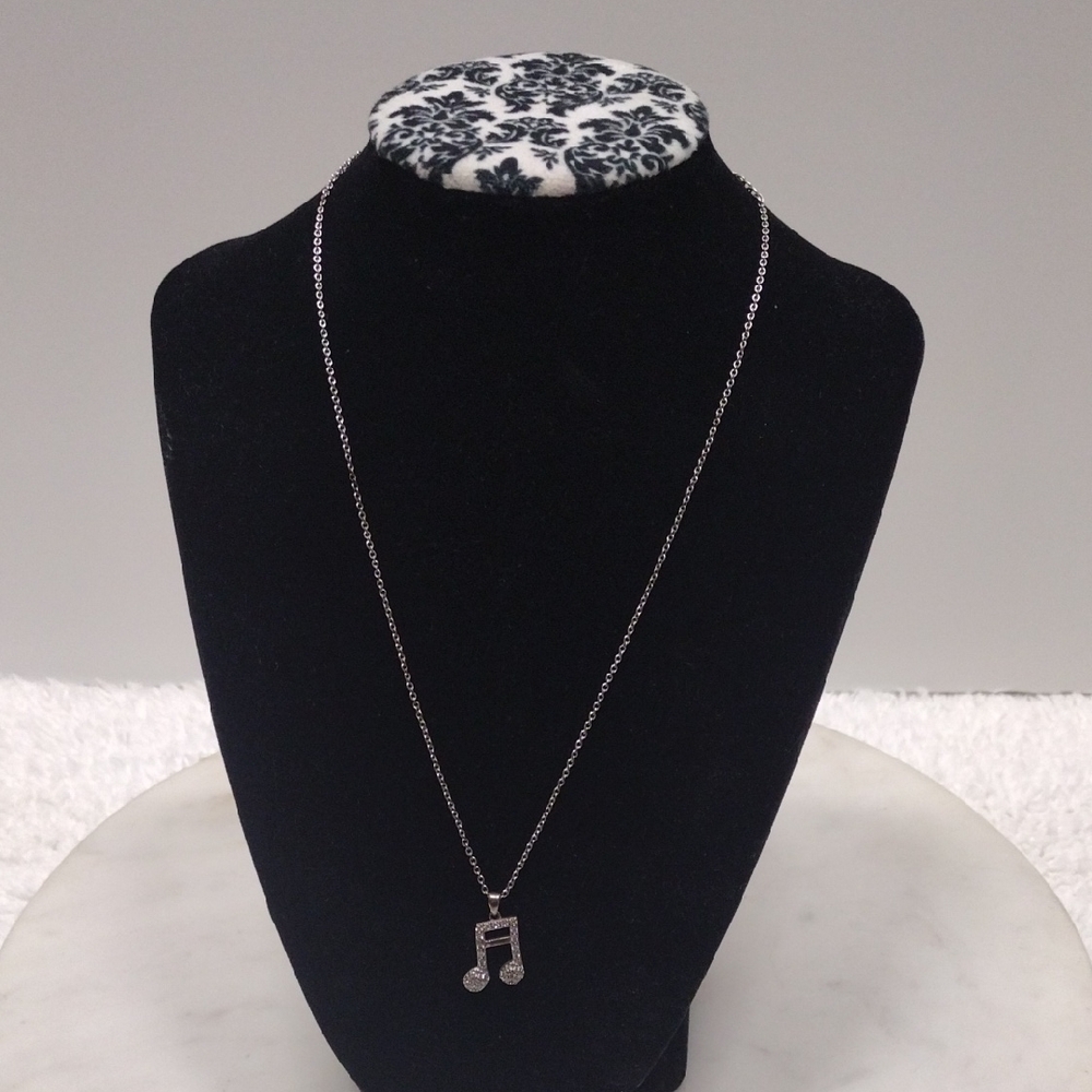 Elegant Silver Music Note Necklace
